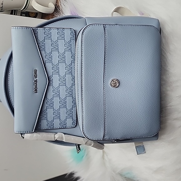 NWT Michael Kors ‘Maisie’ Medium Leather 2-in-1 Backpack - Picture 4 of 16